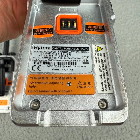 Hytera PD602 Two Way Radio Handheld Portable Walkie Talkie NEEDS NEW BATTERY - Picture 8 of 11